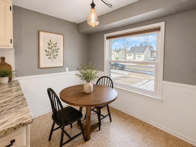 1496 E Lincoln Street, Birmingham, MI 48009