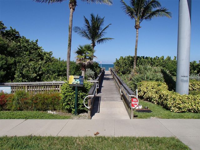 5369 Compass Cove Place, Hutchinson Island, FL 34949