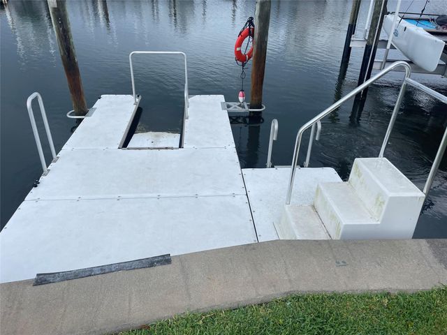 5369 Compass Cove Place, Hutchinson Island, FL 34949