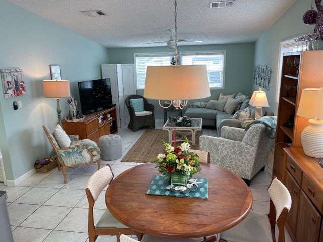 5369 Compass Cove Place, Hutchinson Island, FL 34949