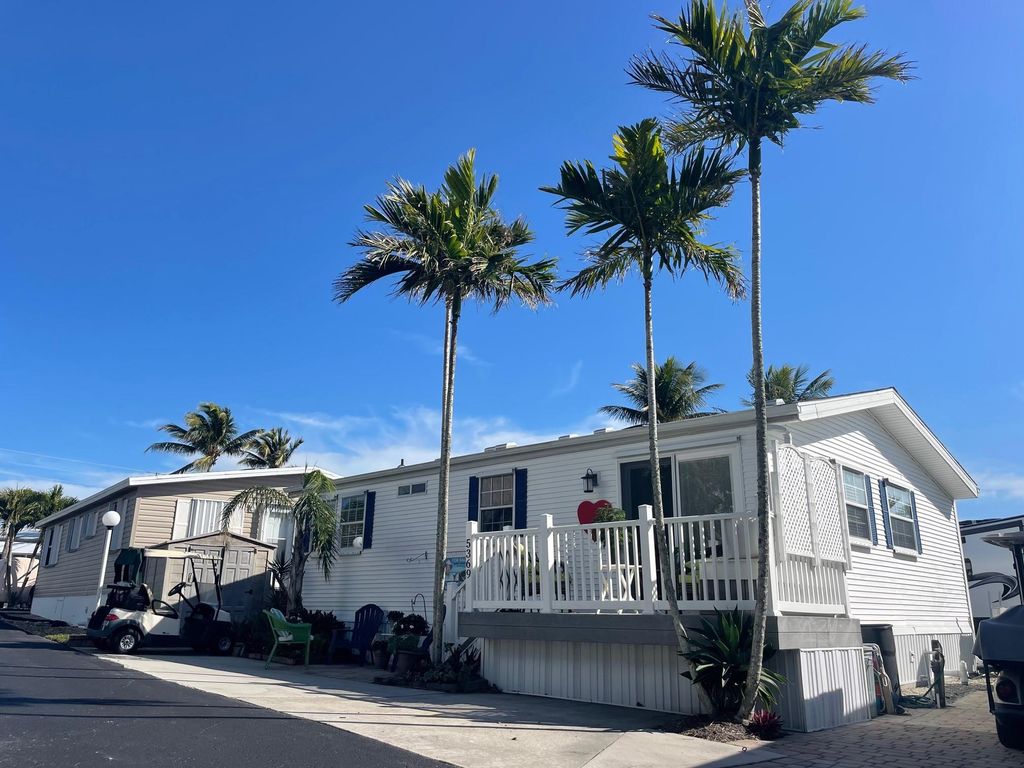 5369 Compass Cove Place, Hutchinson Island, FL 34949