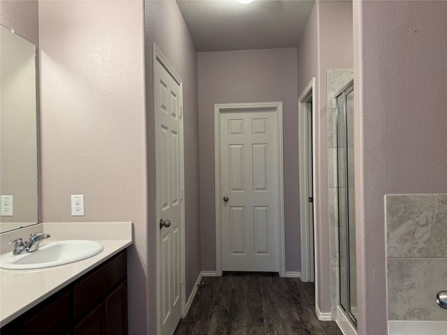 2215 Bronze Bay Drive, Missouri City, TX 77459