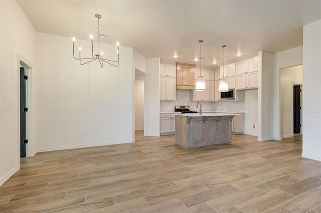 4233 Overlook Pass, Edmond, OK 73025