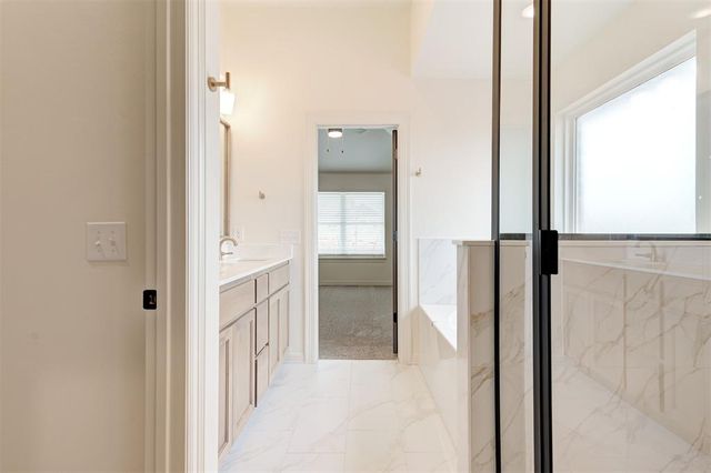 4233 Overlook Pass, Edmond, OK 73025