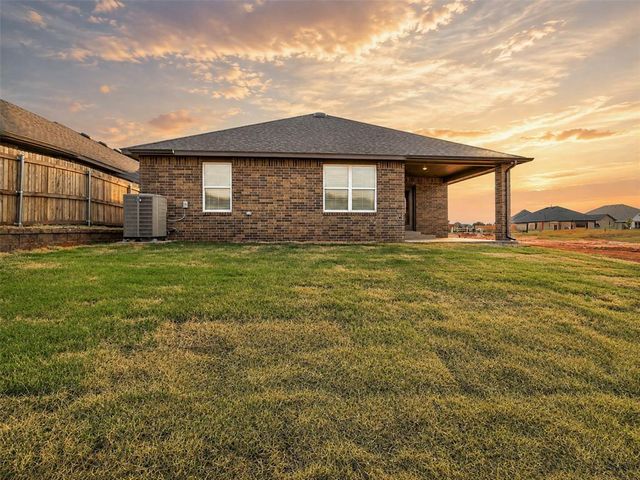 4233 Overlook Pass, Edmond, OK 73025