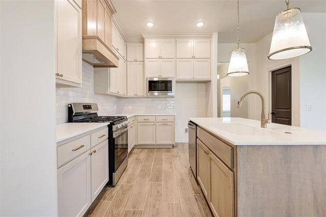 4233 Overlook Pass, Edmond, OK 73025