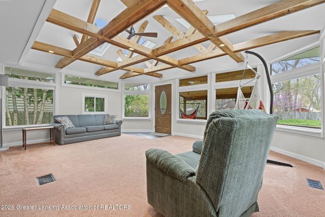 5599 Wood Valley Drive, Haslett, MI 48840