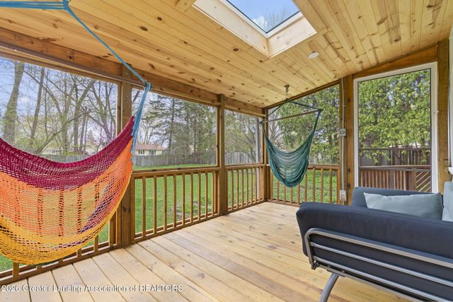 5599 Wood Valley Drive, Haslett, MI 48840