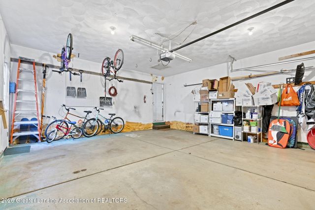 5599 Wood Valley Drive, Haslett, MI 48840