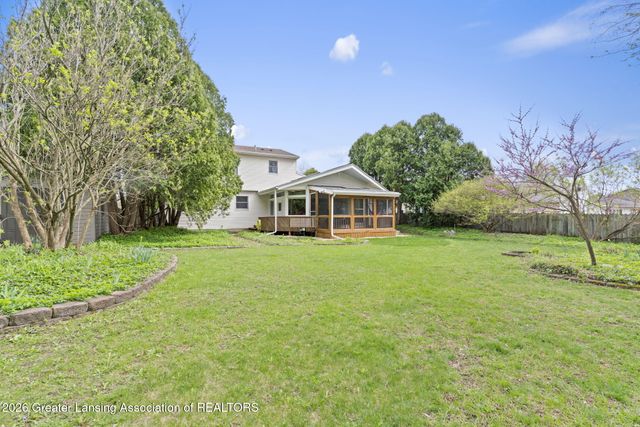 5599 Wood Valley Drive, Haslett, MI 48840