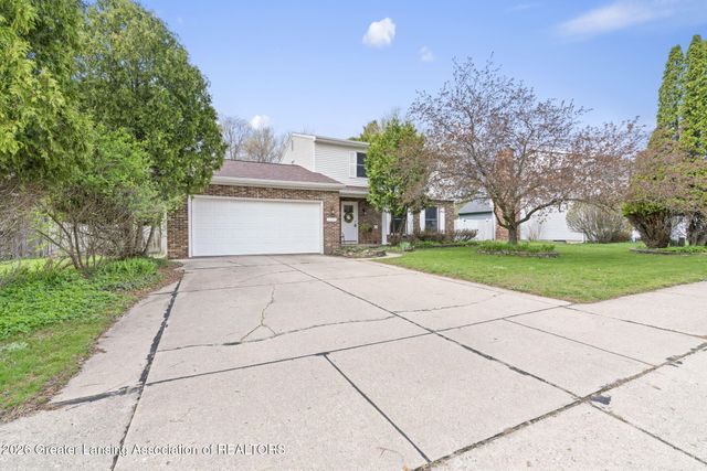 5599 Wood Valley Drive, Haslett, MI 48840