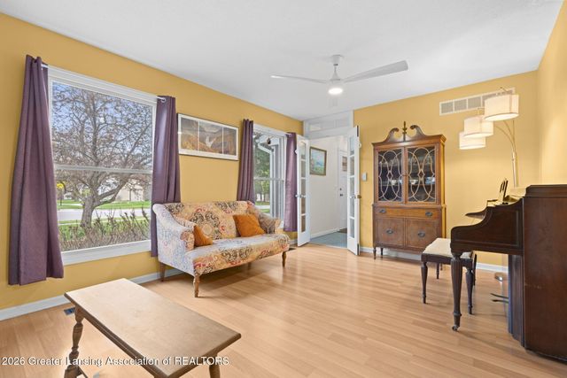 5599 Wood Valley Drive, Haslett, MI 48840