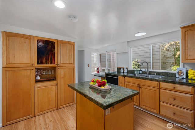 5138 S Myrtle Street, Seattle, WA 98118