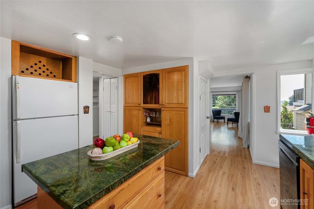 5138 S Myrtle Street, Seattle, WA 98118