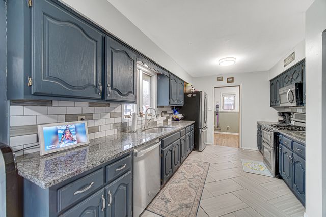 16129 S HARMONY Drive, Plainfield, IL 60544