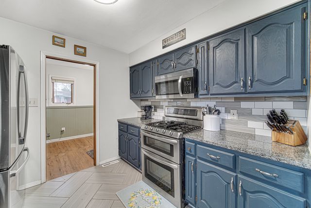 16129 S HARMONY Drive, Plainfield, IL 60544