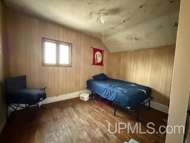 102 Bates Street, Crystal Falls, MI 49920