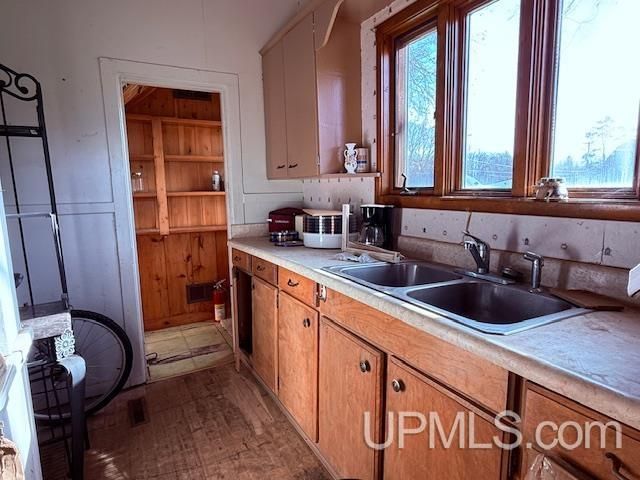 102 Bates Street, Crystal Falls, MI 49920