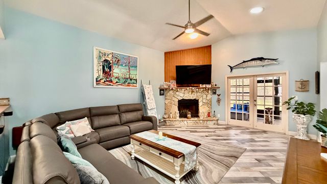 311 Anchor Way, Fort Pierce, FL 34946