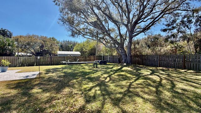 311 Anchor Way, Fort Pierce, FL 34946