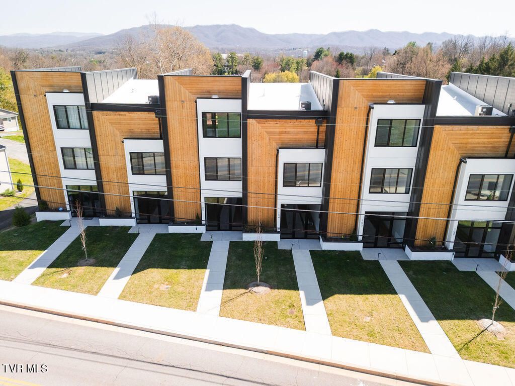 1533 Pactolas Road 105, Johnson City, TN 37604
