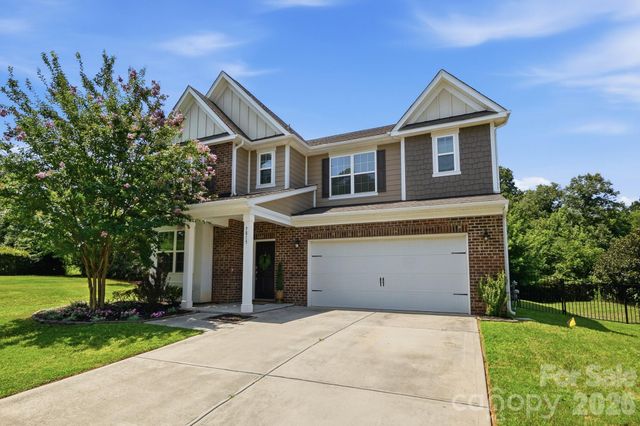 9815 Caledenia Drive, Huntersville, NC 28078