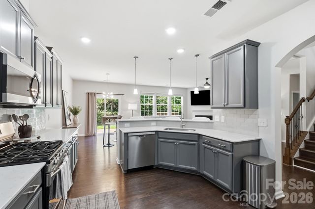 9815 Caledenia Drive, Huntersville, NC 28078
