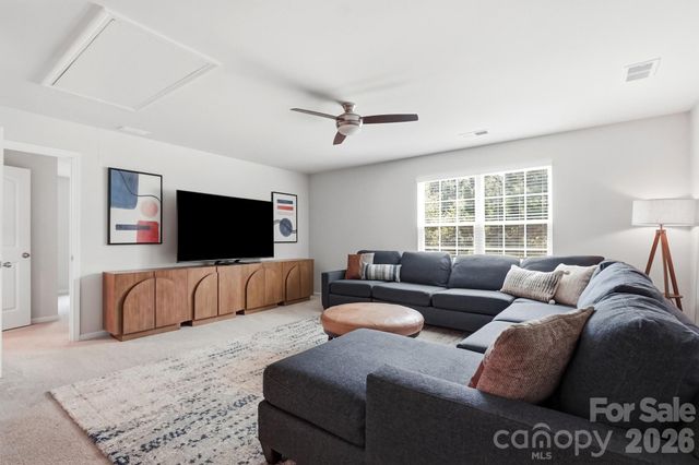 9815 Caledenia Drive, Huntersville, NC 28078