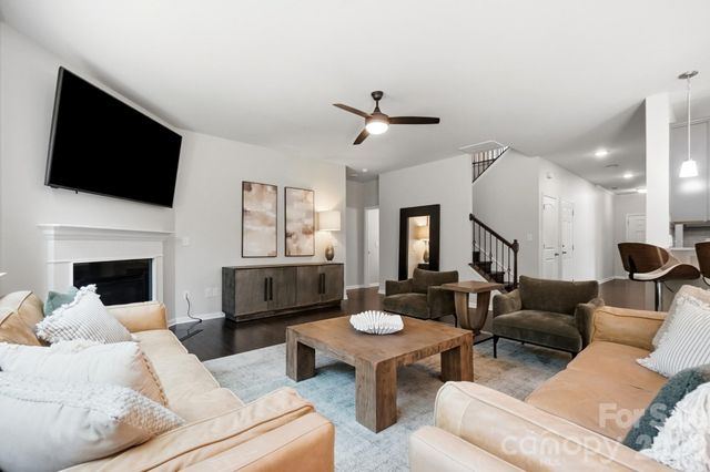 9815 Caledenia Drive, Huntersville, NC 28078