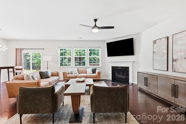 9815 Caledenia Drive, Huntersville, NC 28078