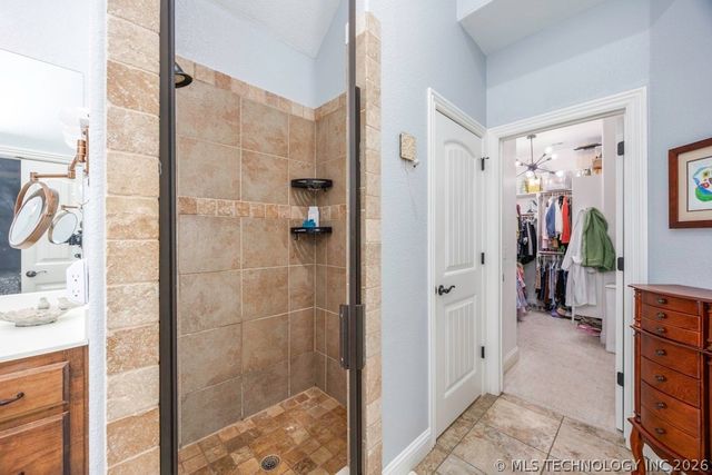 5711 Nottingham Place, Bartlesville, OK 74006