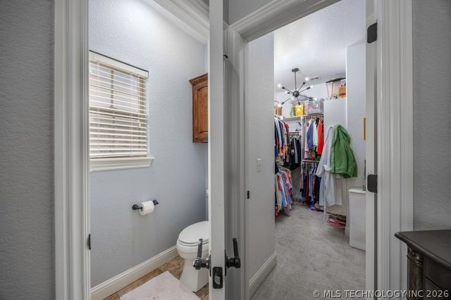 5711 Nottingham Place, Bartlesville, OK 74006