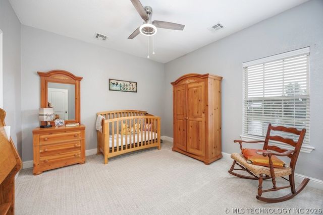 5711 Nottingham Place, Bartlesville, OK 74006