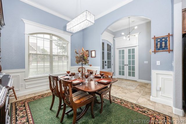 5711 Nottingham Place, Bartlesville, OK 74006