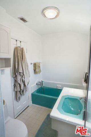 1816 Rosita Drive, Glendale, CA 91208