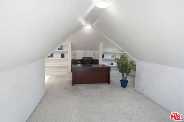1816 Rosita Drive, Glendale, CA 91208