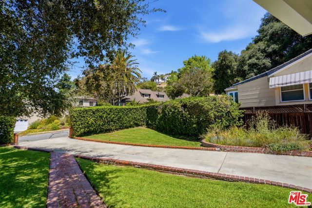 1816 Rosita Drive, Glendale, CA 91208