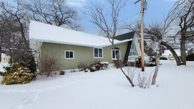 1170 Forest Street, East Tawas, MI 48730