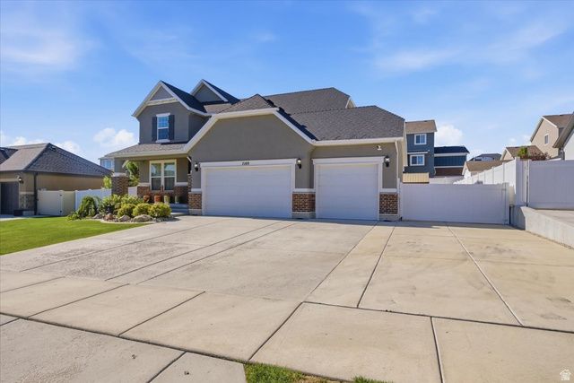 7109 W JAYSON DR, West Jordan, UT 84081