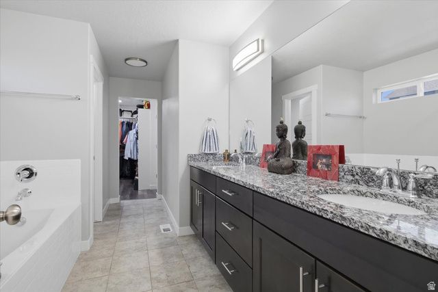 7109 W JAYSON DR, West Jordan, UT 84081