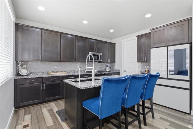 7109 W JAYSON DR, West Jordan, UT 84081