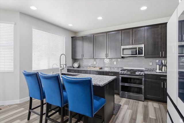 7109 W JAYSON DR, West Jordan, UT 84081