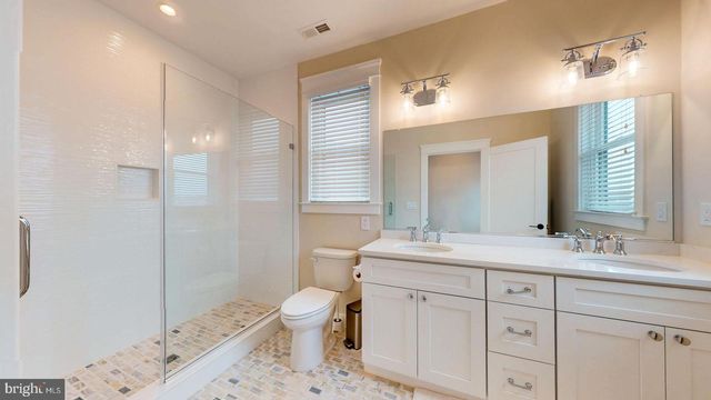 625 BAY AVENUE, Ocean City, NJ 08226