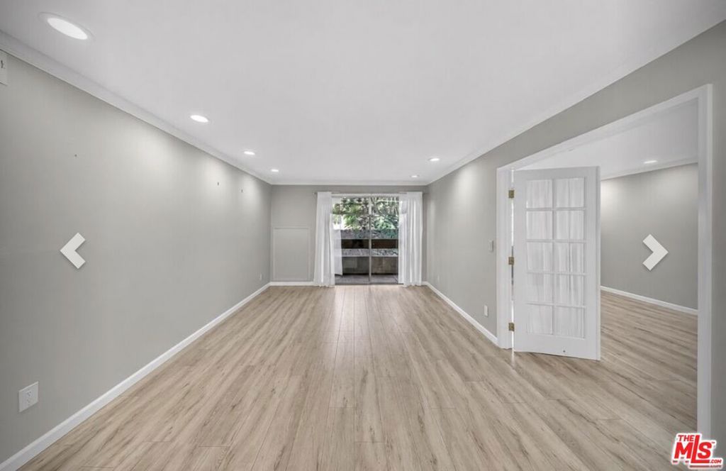 2700 Cahuenga Boulevard 4220, Los Angeles, CA 90068 — photo 2