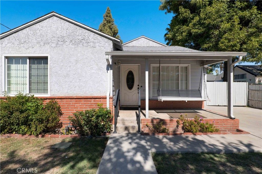 16819 Wyandotte Street, Lake Balboa, CA 91406 — photo 3