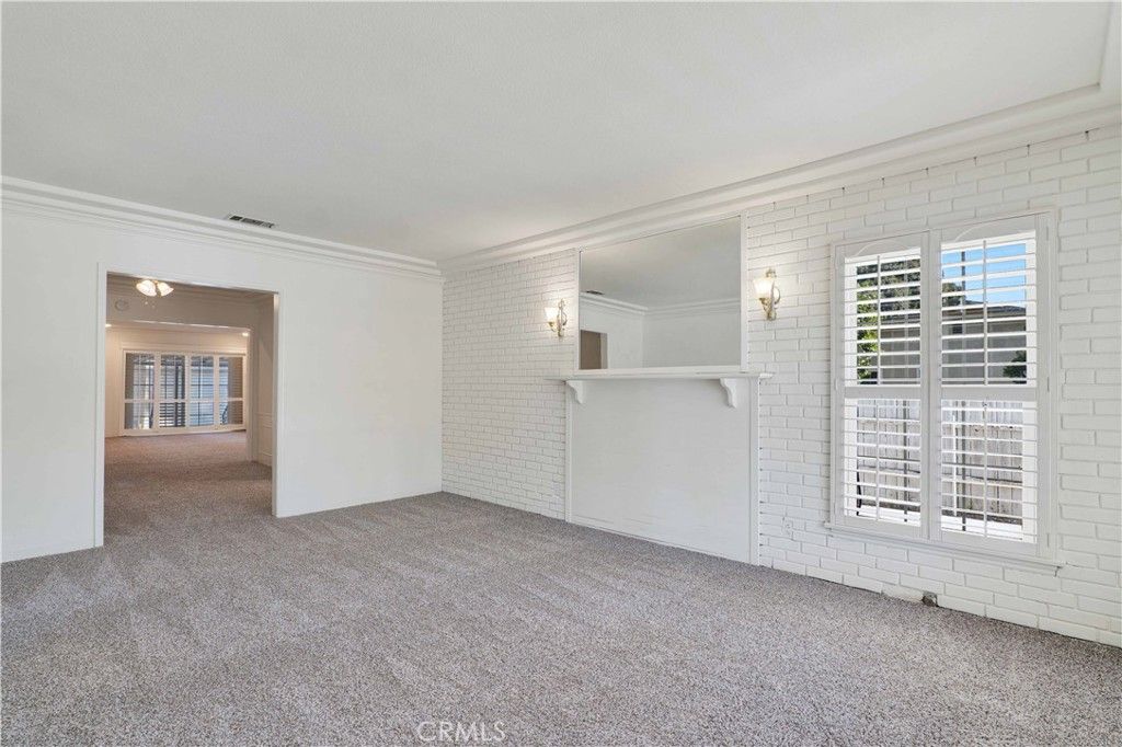 16819 Wyandotte Street, Lake Balboa, CA 91406 — photo 5
