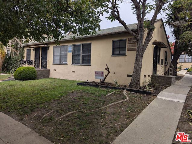 5113 W 20th Street, Los Angeles, CA 90016