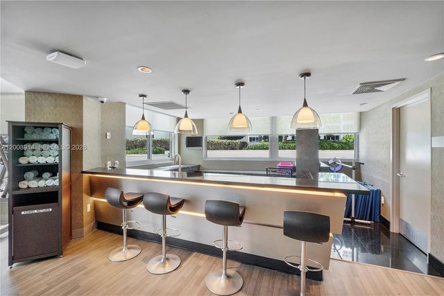 3101 S Ocean Dr 2705, Hollywood, FL 33019