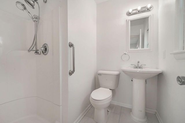 619 Echo LANE, Racine, WI 53406