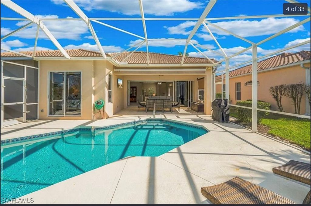 8661 Gleneagle WAY, Naples, FL 34120